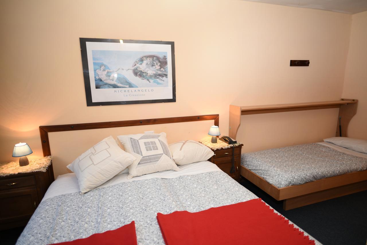 Hotel Genzianella Champoluc Exteriör bild