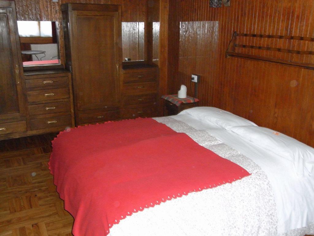 Hotel Genzianella Champoluc Rum bild